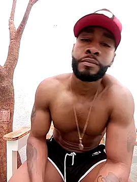 Dante_Knox: διαδικτυακό σόου στην κάμερα