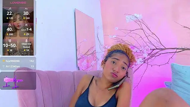 Charlotte_Love10's Live XXX Chat