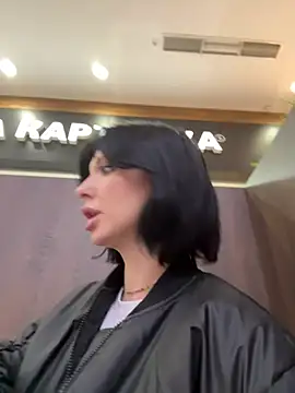 دردشة Succubus-Magdalena الجنسية المباشرة