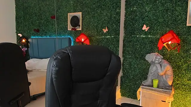 Linagh_ live XXX chat