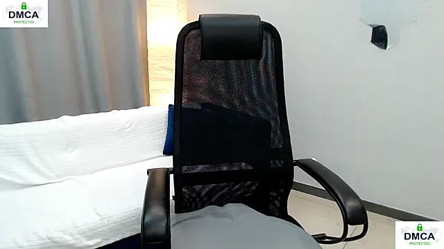 Pion_01 live XXX chat