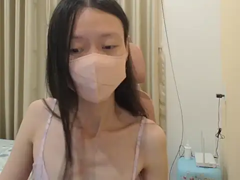 Онлайн чат XXX Lil-Cherries