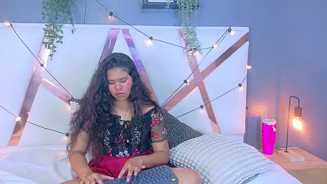 AhslyEvans__'s Live XXX Chat