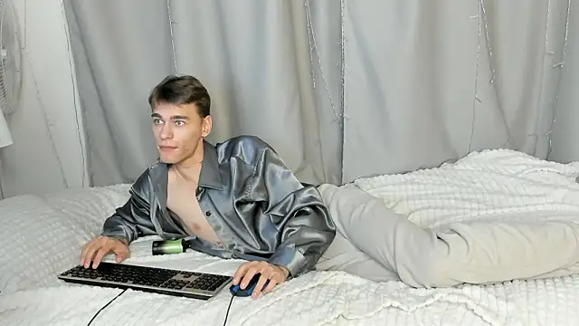 XXX chat uživo modela Shadow_blink