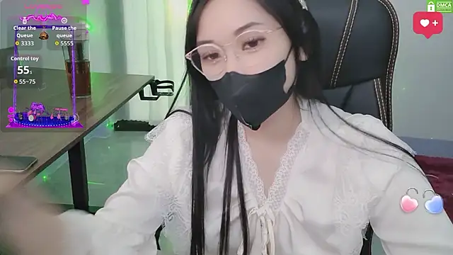 XXX chat uživo modela Dully_ana