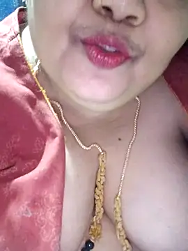 tamilthanushri's Live XXX Chat
