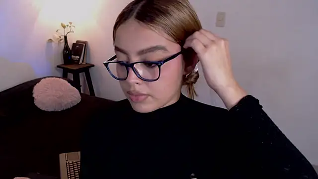 Chatroom XXX en direct de ArianaAlvarez_