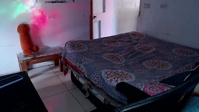 Chatroom XXX en direct de girl_milk2