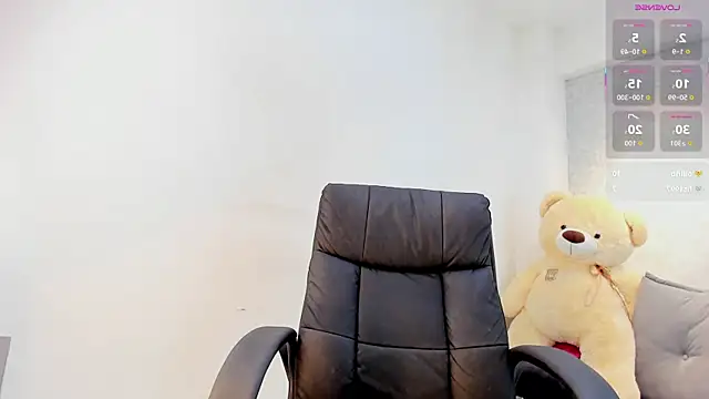 lily_cash1 即時 XXX 聊天