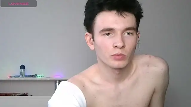 Ernest_ice Webcam show