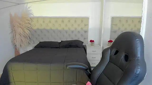 Živý XXX chat CarolineFyre