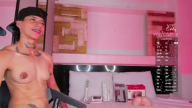 AmberAdams_ élő XXX-chatje