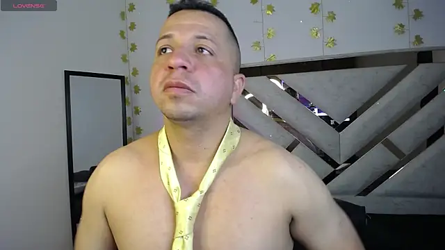 Thee_Rockk webkamerás műsora