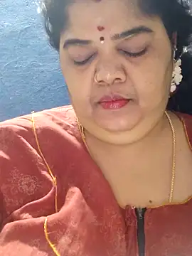 tamilthanushri Live XXX-Chat