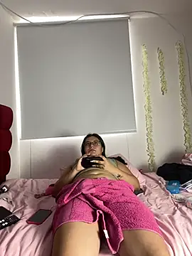 Chatroom XXX en direct de Velma_star