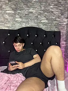 Noah_ledom ওয়েবক্যাম শো