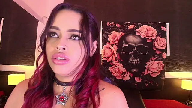 EvaaFoxxy1 Chat XXX in diretta