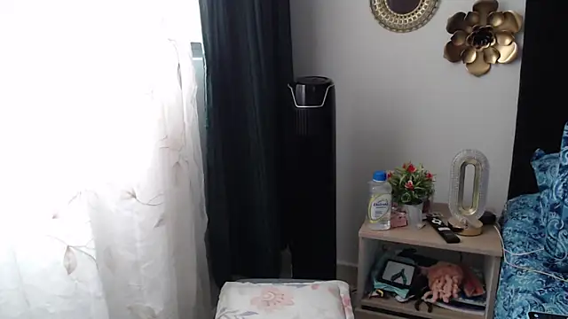 TatianaMonteross' Live XXX Chat