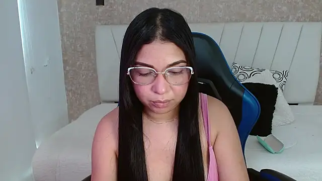 AliceSmity_'s Live XXX Chat