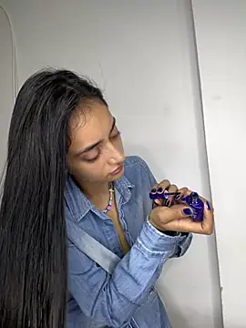 leilani_X: απευθείας συνομιλία ΧΧΧ