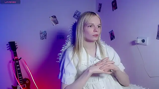 Chat XXX ao vivo de Emily_Nyaffee