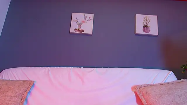 Chatroom XXX en direct de adara_johnson__