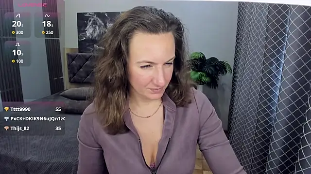 AngelicaMay Chat XXX in diretta