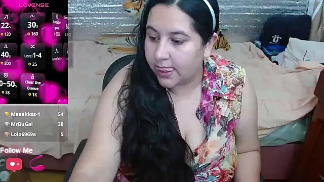 دردشة EMILY-NESSA الجنسية المباشرة