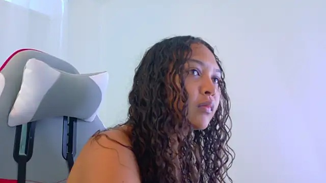 Honnie_cute 现场XXX聊天