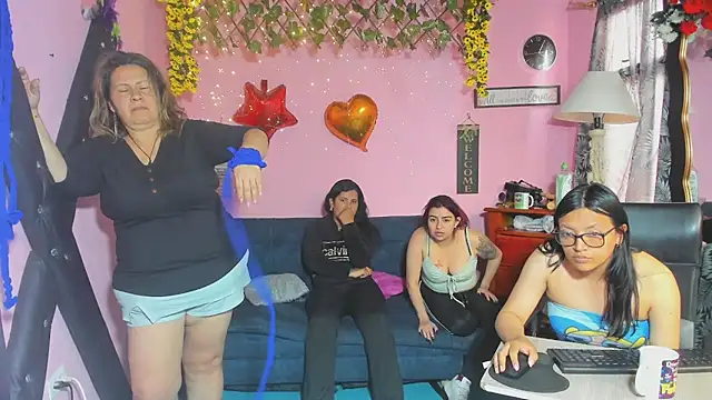 lesbiancuple's Live XXX Chat