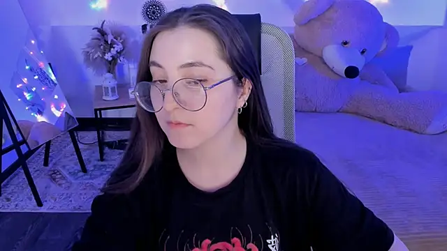 VirtuallVoyant Chat XXX live