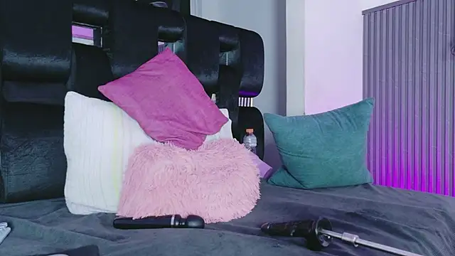 levana1's Live XXX Chat