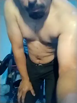 k1oudE Live XXX-Chat