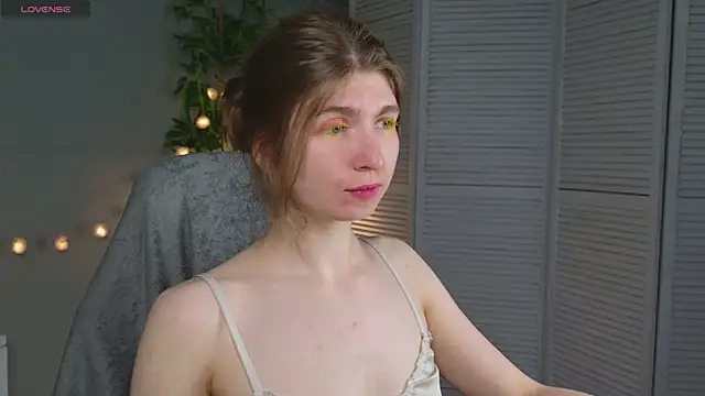 Bubble_Chloe Adlı Modelin Canlı XXX Sohbeti