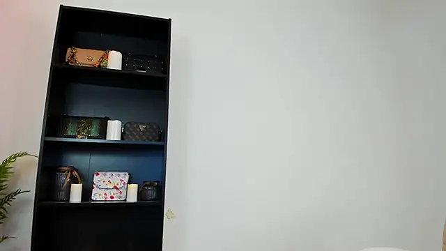 Chat XXX en directo de khloe_starrr