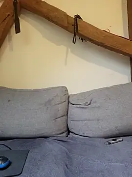 jennyy256 Adlı Modelin Canlı XXX Sohbeti