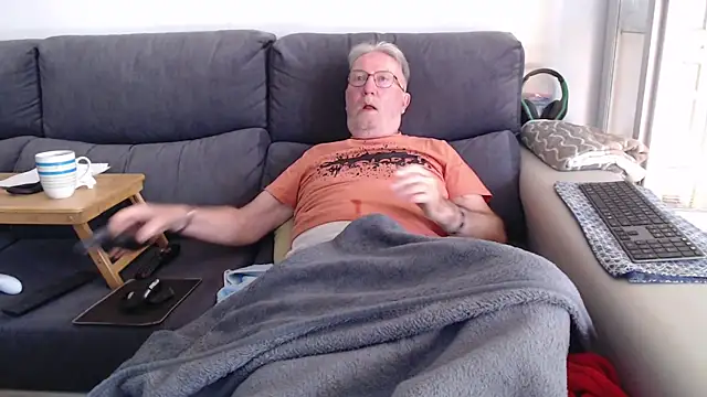 Nudelschwanz Chat XXX live