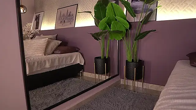 IzzyWild Chat XXX in diretta