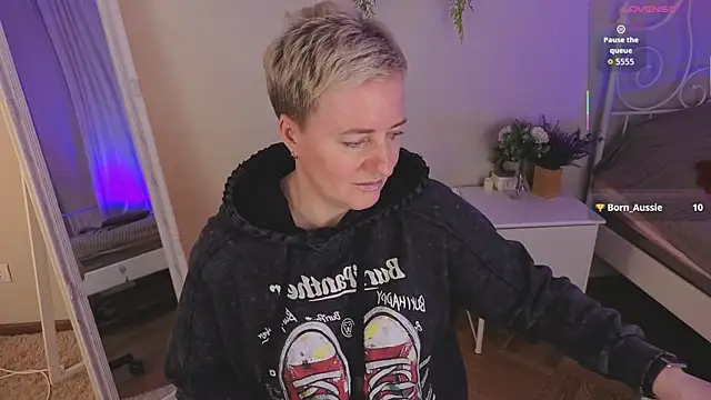 Nika_Smit Chat XXX live