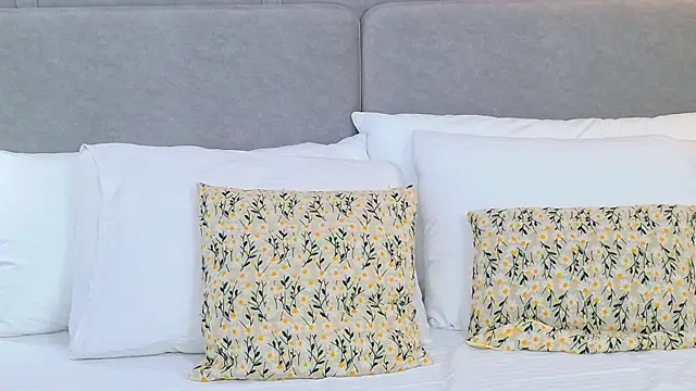 Sandy_Edvards Chat XXX live