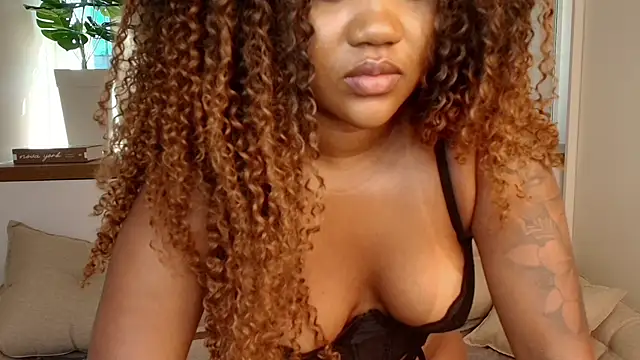 Alma_DunnのライブXXXチャット