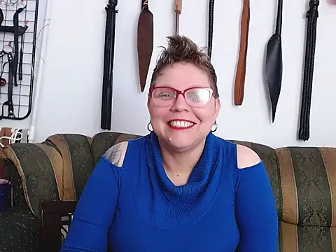 Leah_R: απευθείας συνομιλία ΧΧΧ