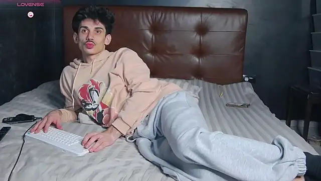 Chat XXX en directo de DanielCrush1