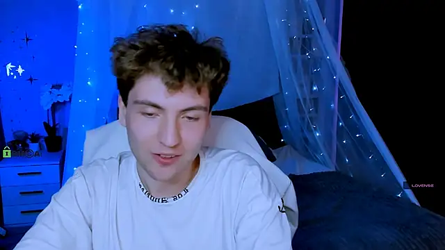 joseph_bear_'s Live XXX Chat