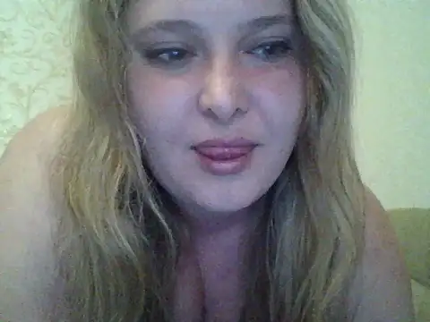 Pokazy przed kamerką – ParisMimi