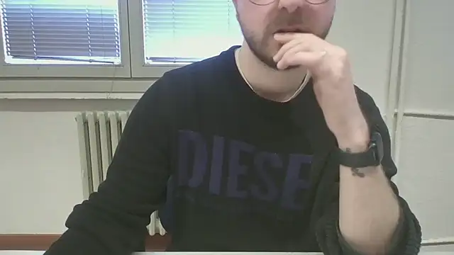 ItalianAlex: вебкам-шоу