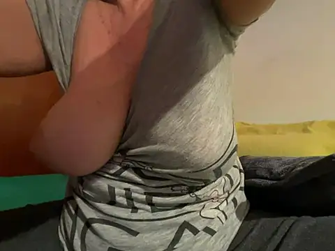 HoneyMakerrn Live XXX chat