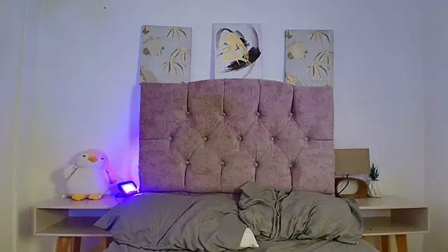 Annie_bonnie_ Adlı Modelin Web Kamerası Şovu