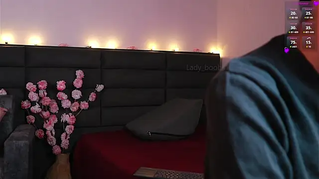 kathieandpovcock1のライブXXXチャット