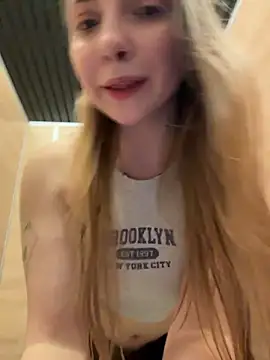 Sunny___Bunny's Live XXX Chat